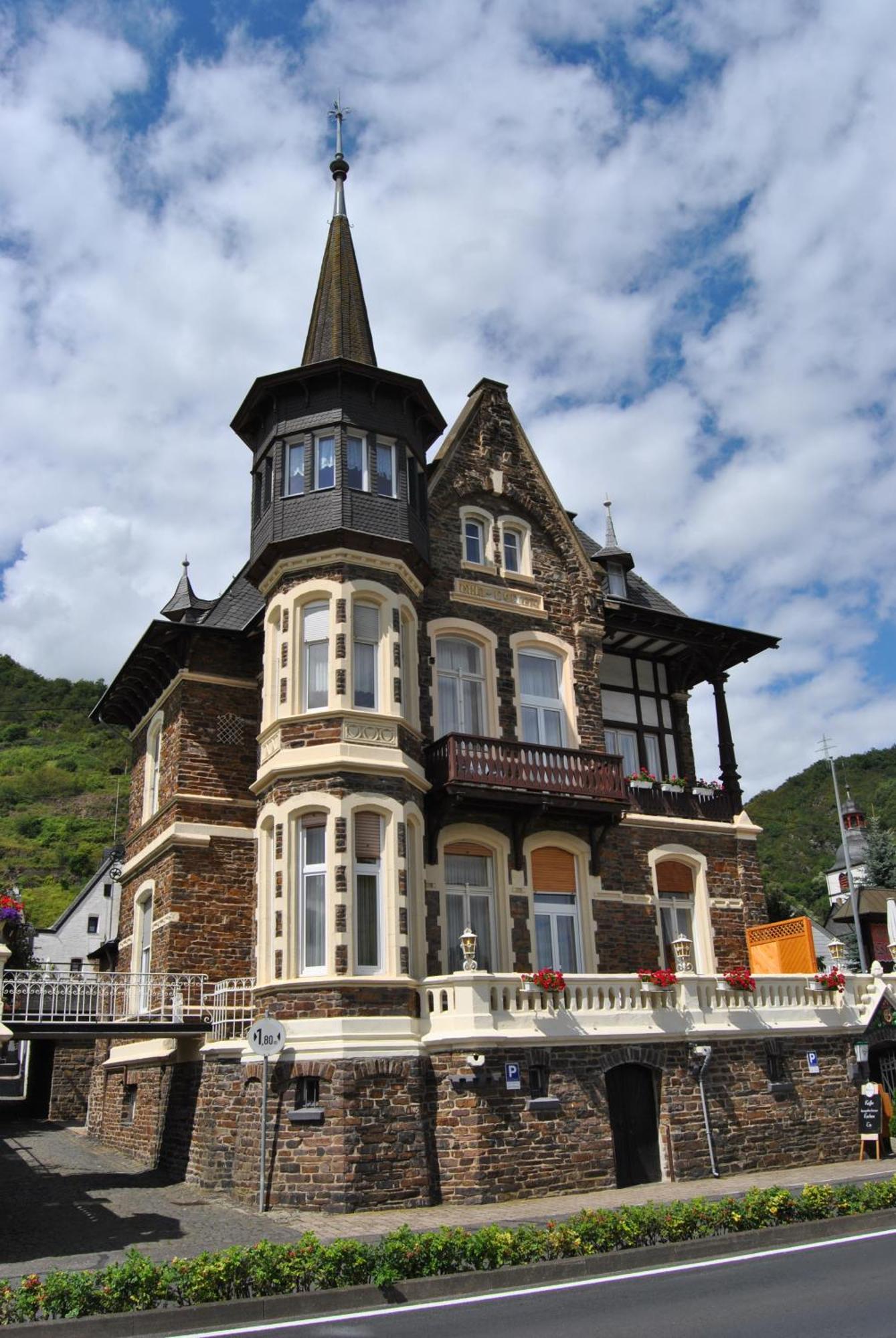 Villa Cornely Трейс-Карден Екстериор снимка